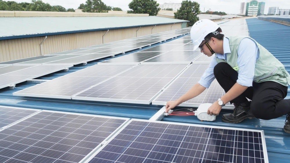 Á Đông ET khởi động dự án thiết kế điện mặt trời áp mái