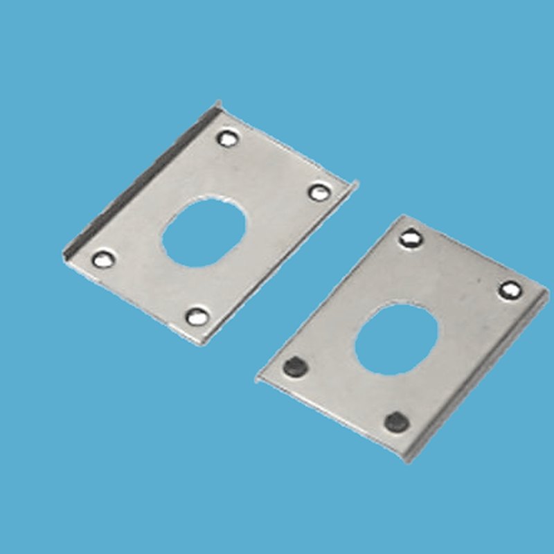 Lá tiếp địa cho Rail-01